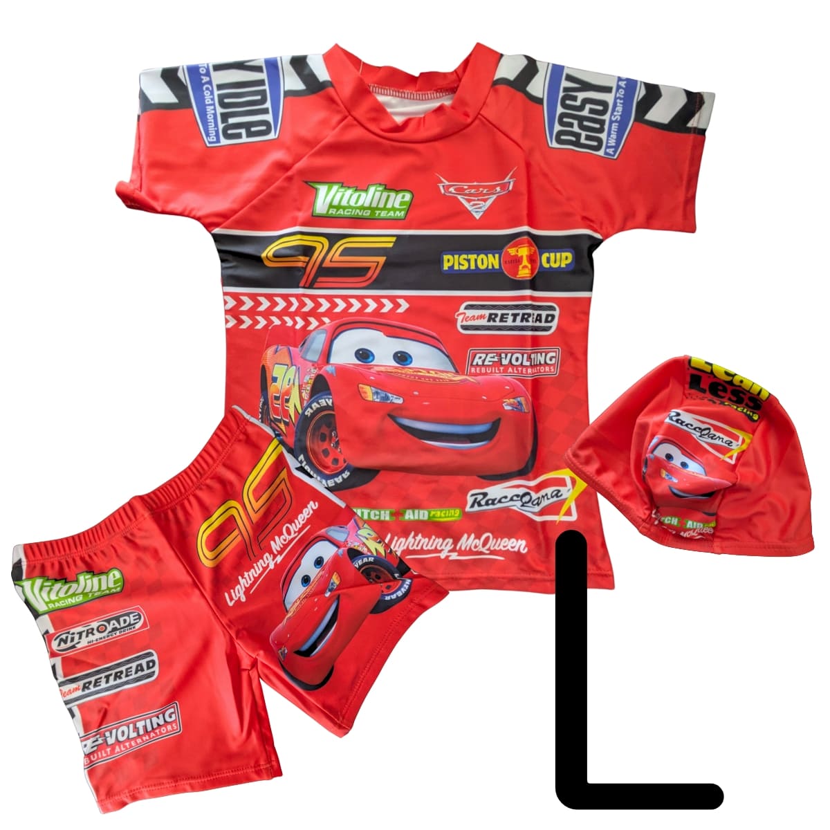 新入荷 【キッズ水着 男の子用】車カーズ柄 3点セット（ラッシュガード・キャップ・パンツ）夏用 子供水着 海水浴 プール 日焼け防止 子供用水着 男児 Lサイズ (110-120cm) 5歳?6歳 レッド レジャー 夏休み 水あそび プレゼント デザイン01